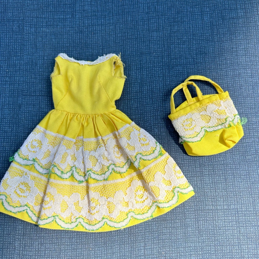 Vintage BARBIE outfit. Made for Francie Doll 1965 #1254 Fresh As A Daisy Outfit - Picture 2 of 8
